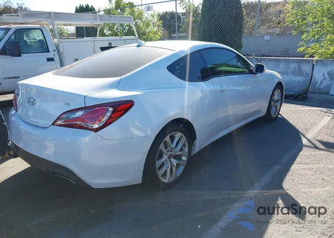 2015 Hyundai Genesis 3.8 Base из США, поврежденный, VIN KMHHU6KJ0FU124038